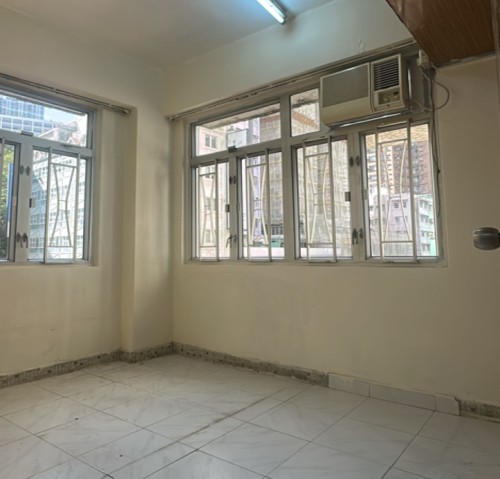 鴨脷洲 興富樓 交通方便